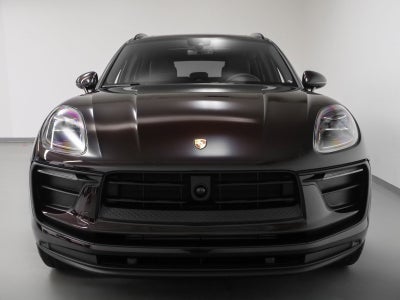 2025 Porsche Macan Macan