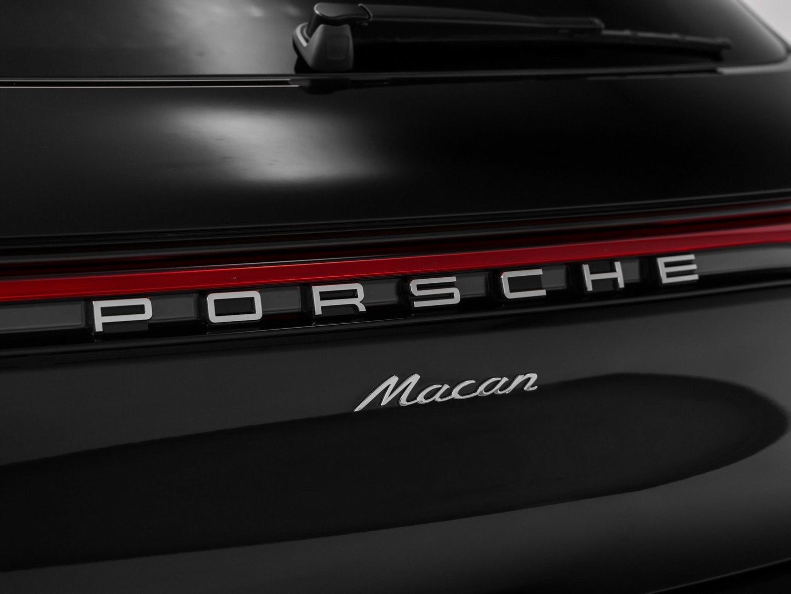 2025 Porsche Macan Macan