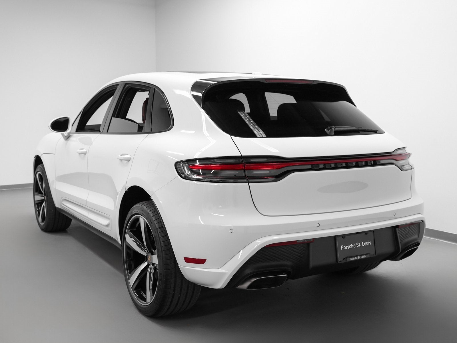 2026 Porsche Macan Macan