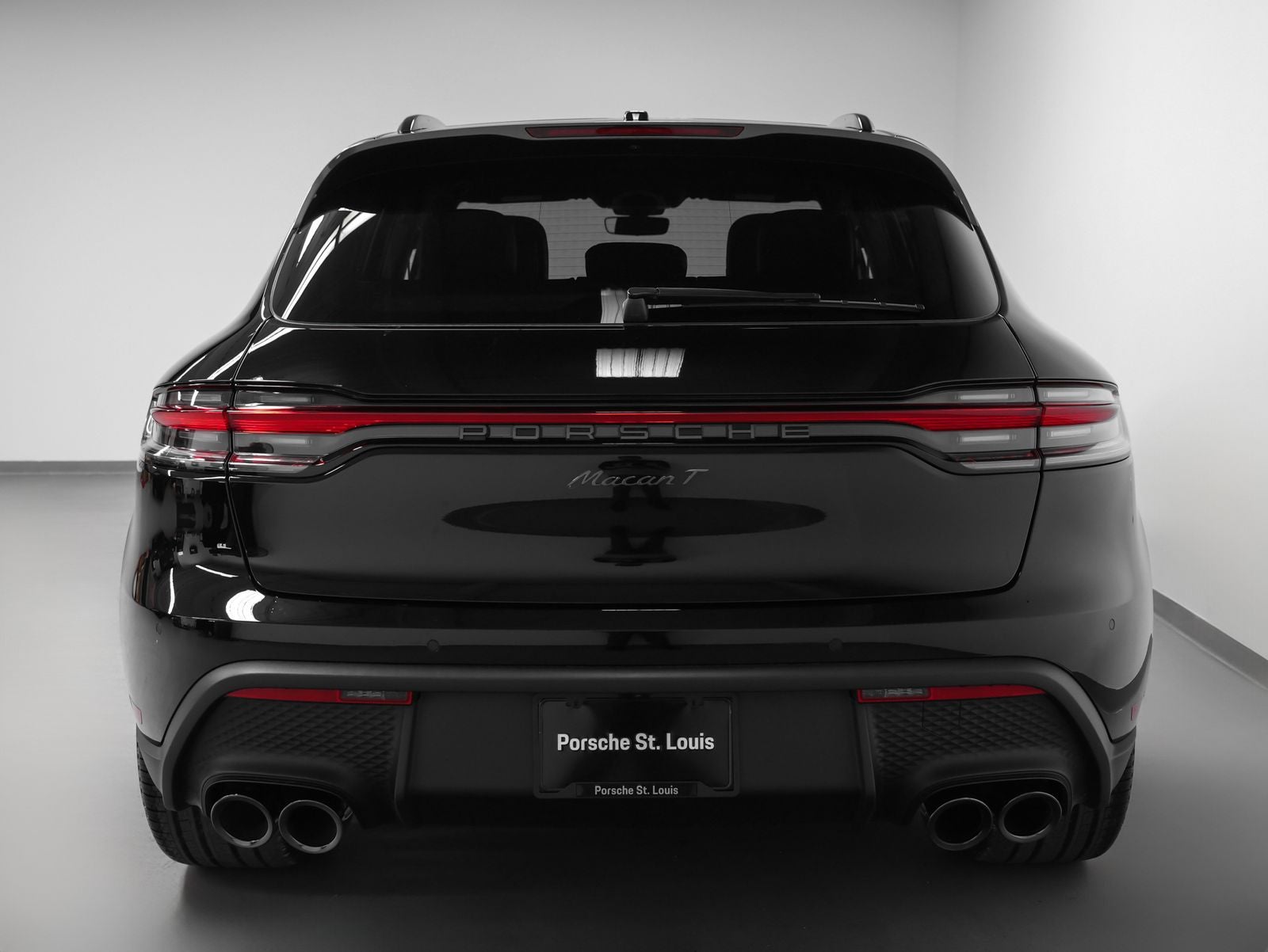 2026 Porsche Macan T