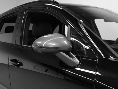 2026 Porsche Macan T