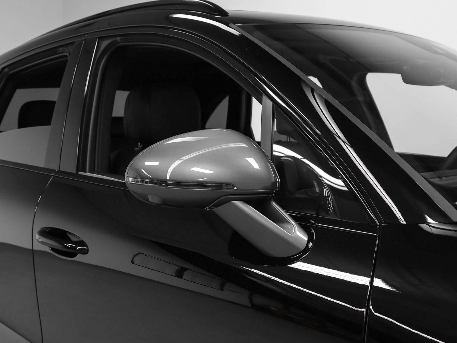 2026 Porsche Macan T