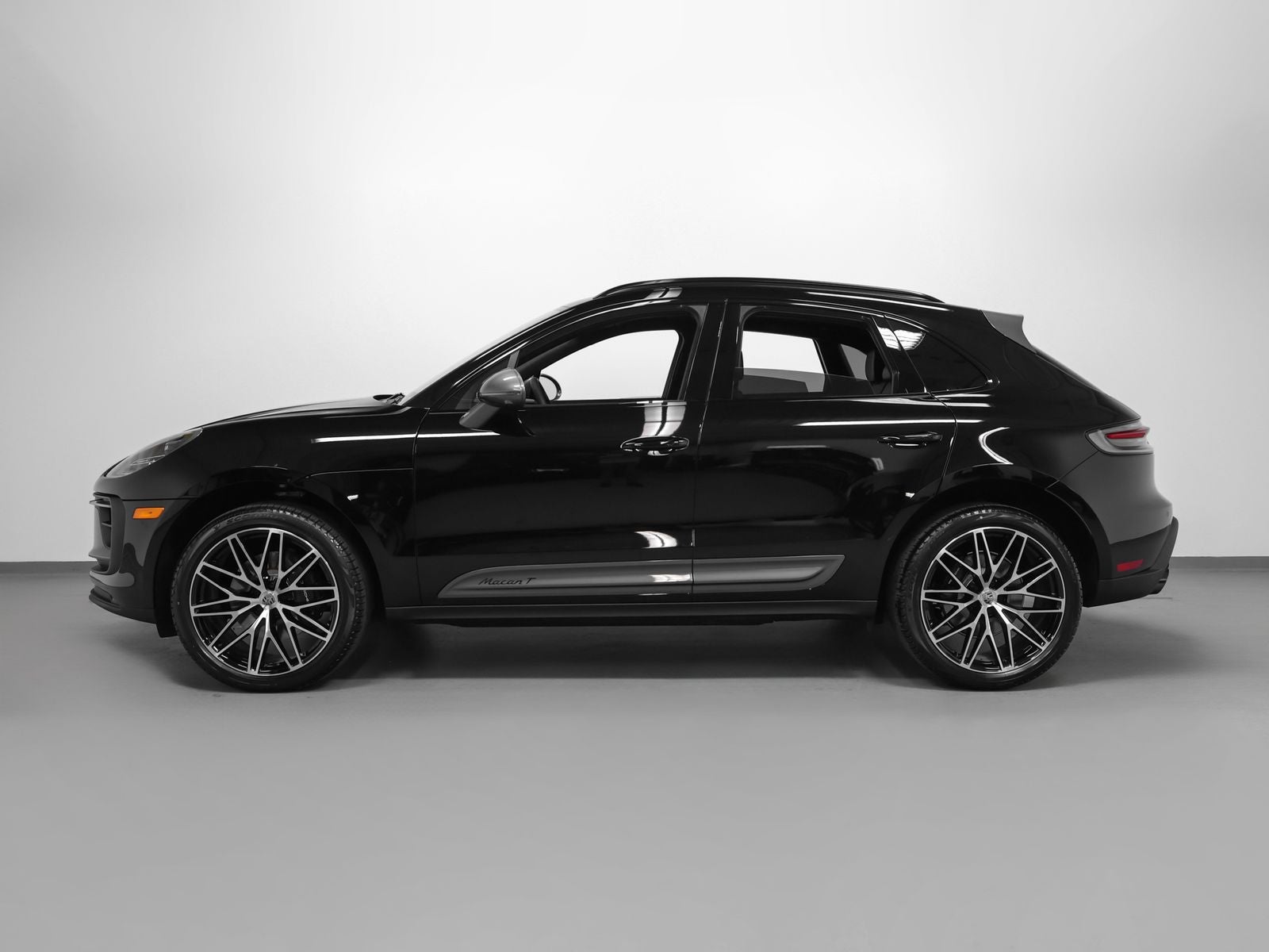 2026 Porsche Macan T