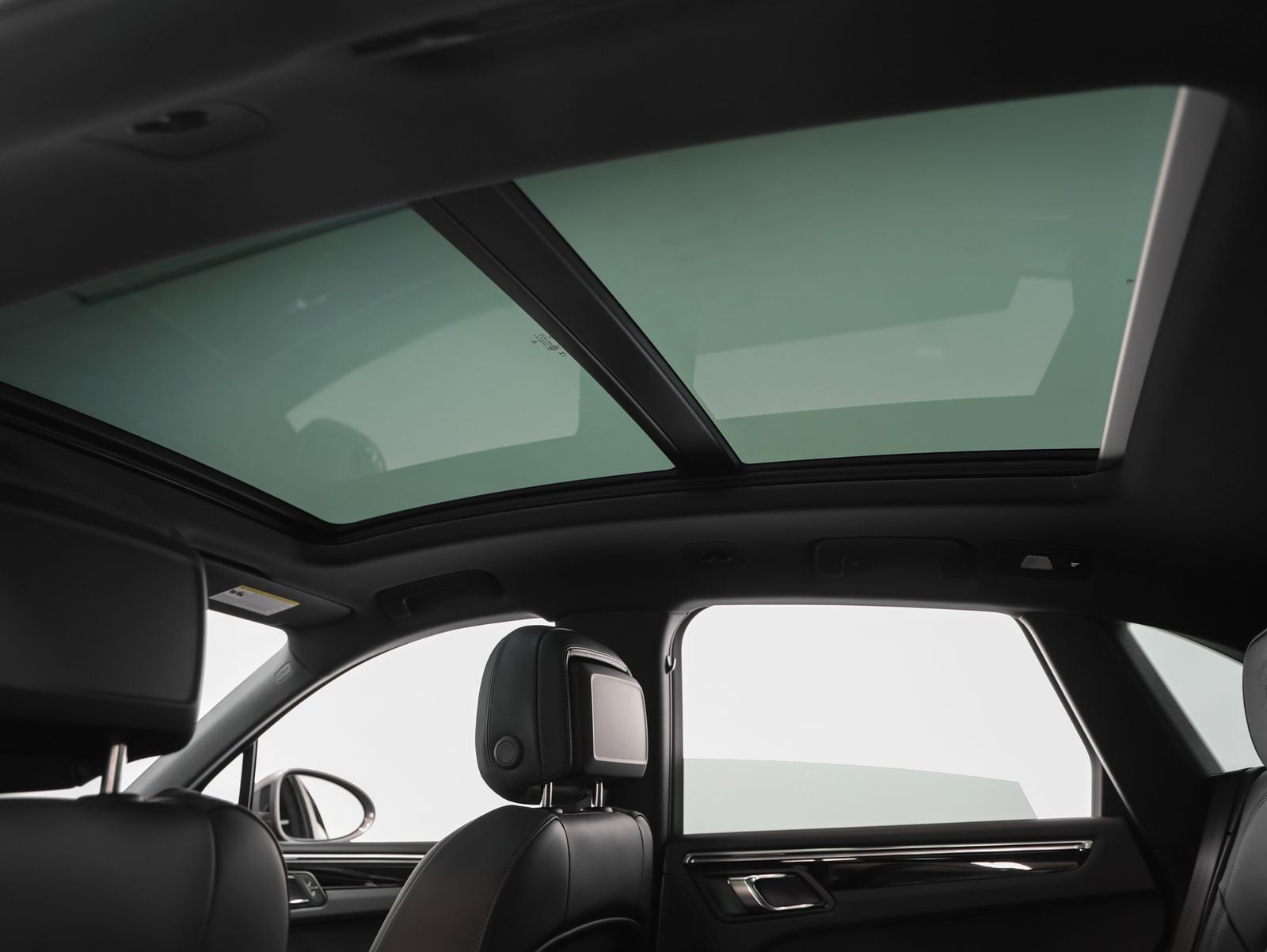 2026 Porsche Macan T