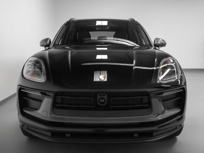 2026 Porsche Macan T