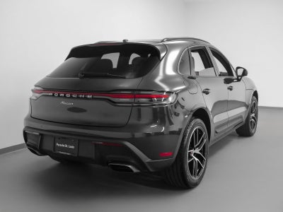 2025 Porsche Macan Macan