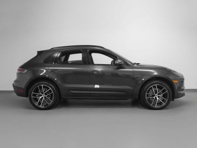 2025 Porsche Macan Macan