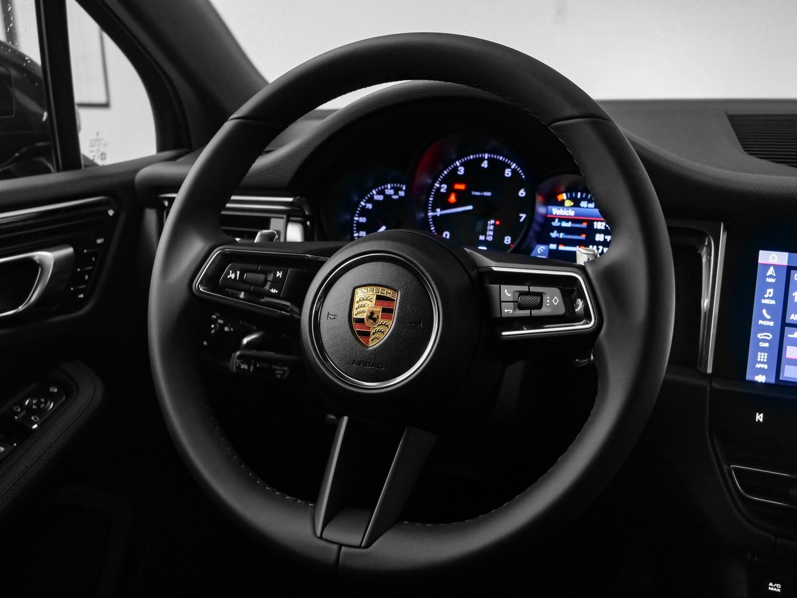 2025 Porsche Macan Macan