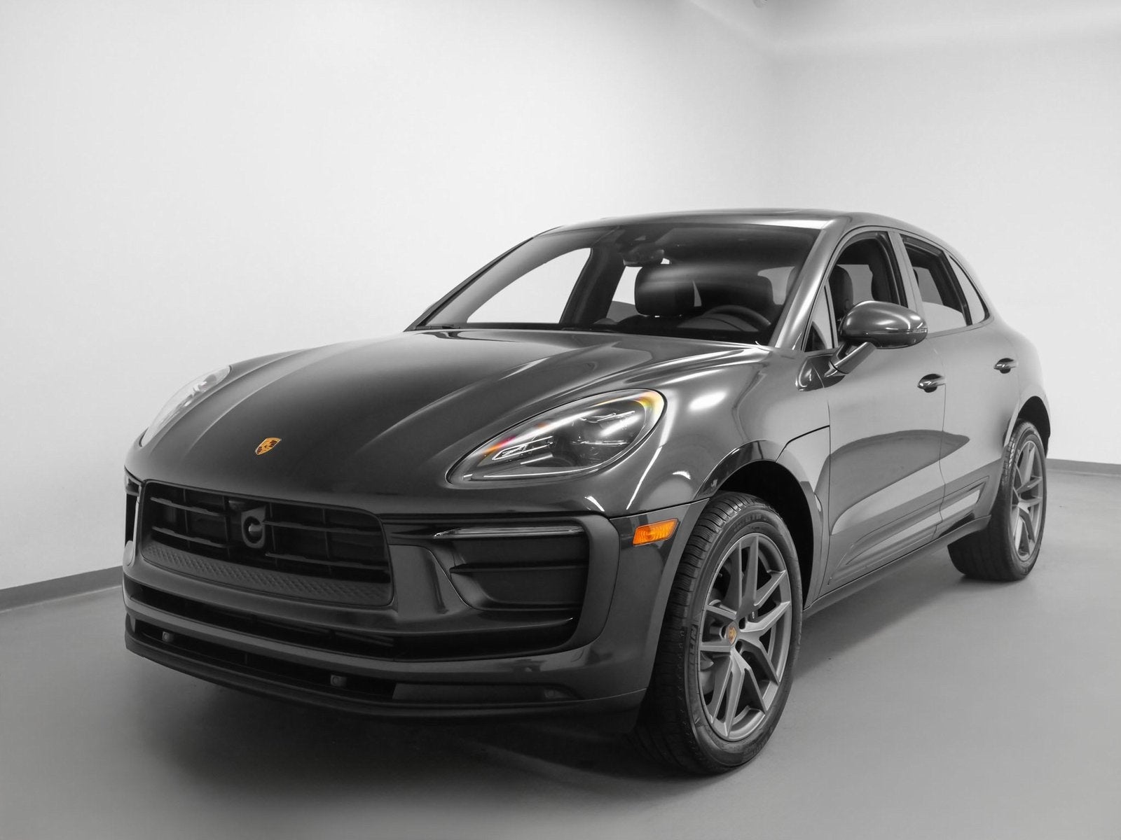 2025 Porsche Macan Macan