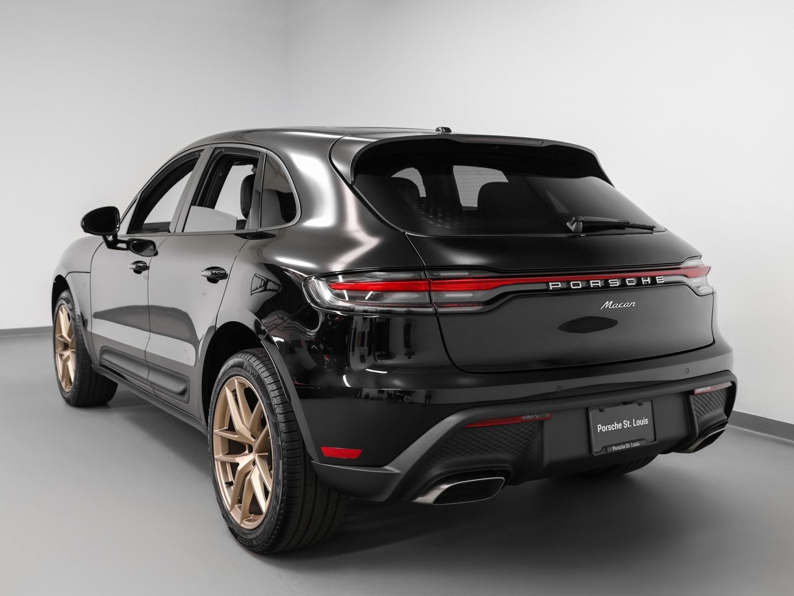 2025 Porsche Macan Macan