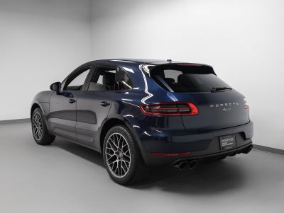 2018 Porsche Macan Macan Sport Edition
