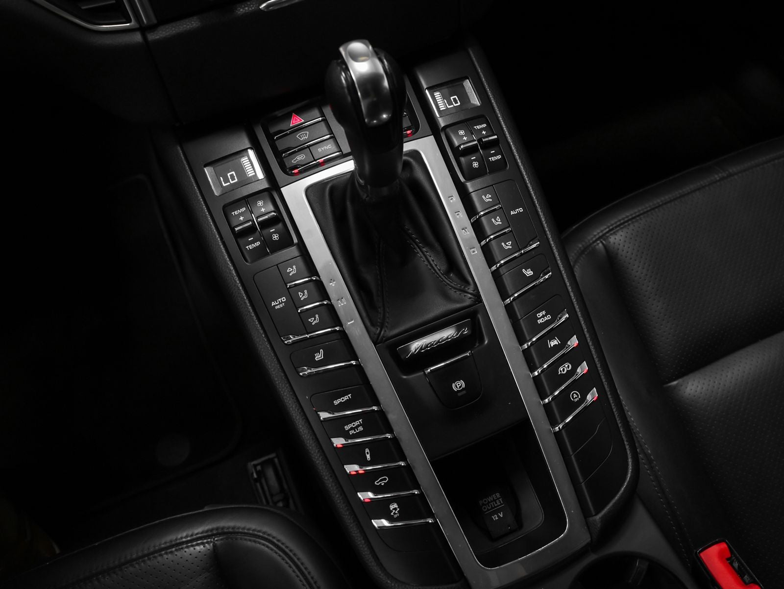 2018 Porsche Macan Macan Sport Edition
