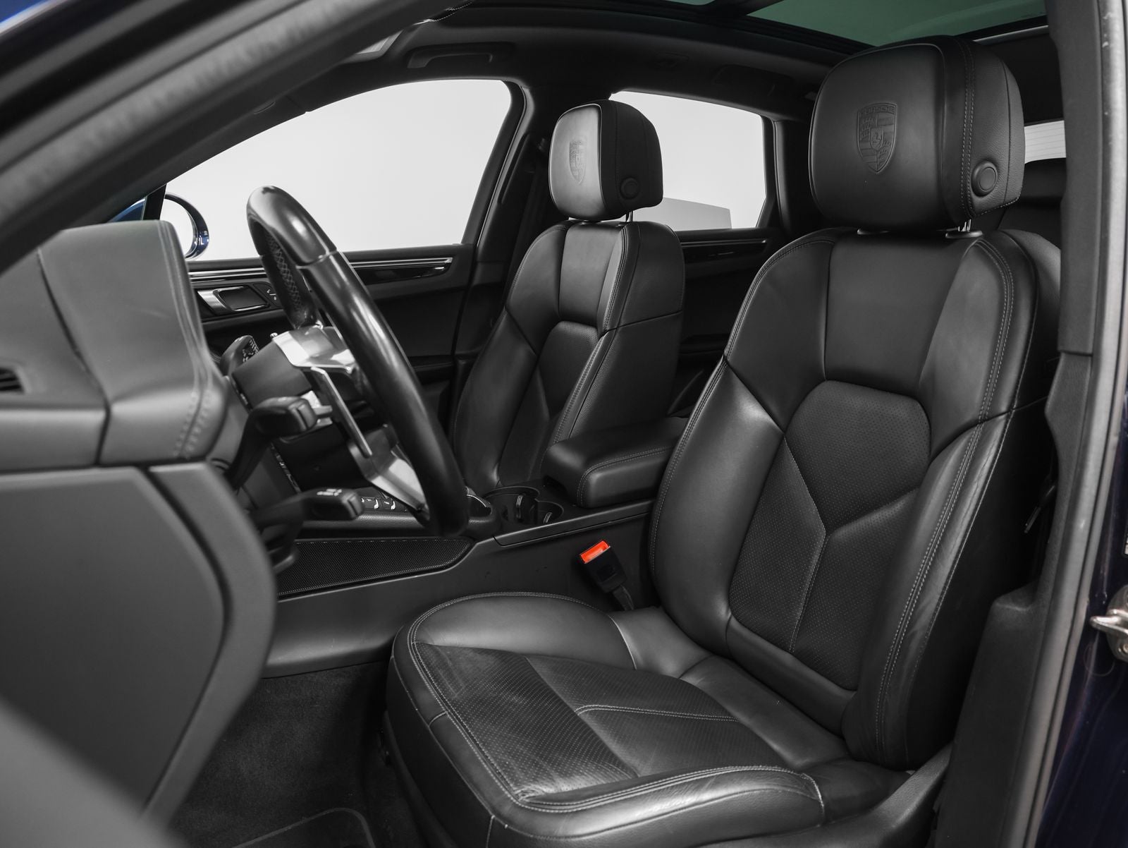 2018 Porsche Macan Macan Sport Edition