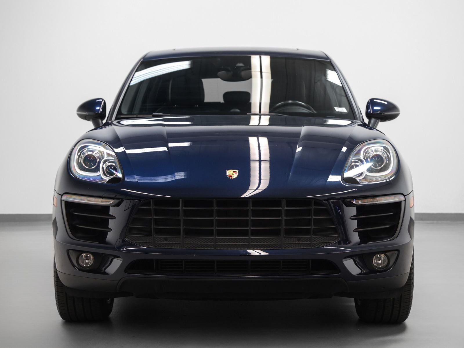 2018 Porsche Macan Macan Sport Edition