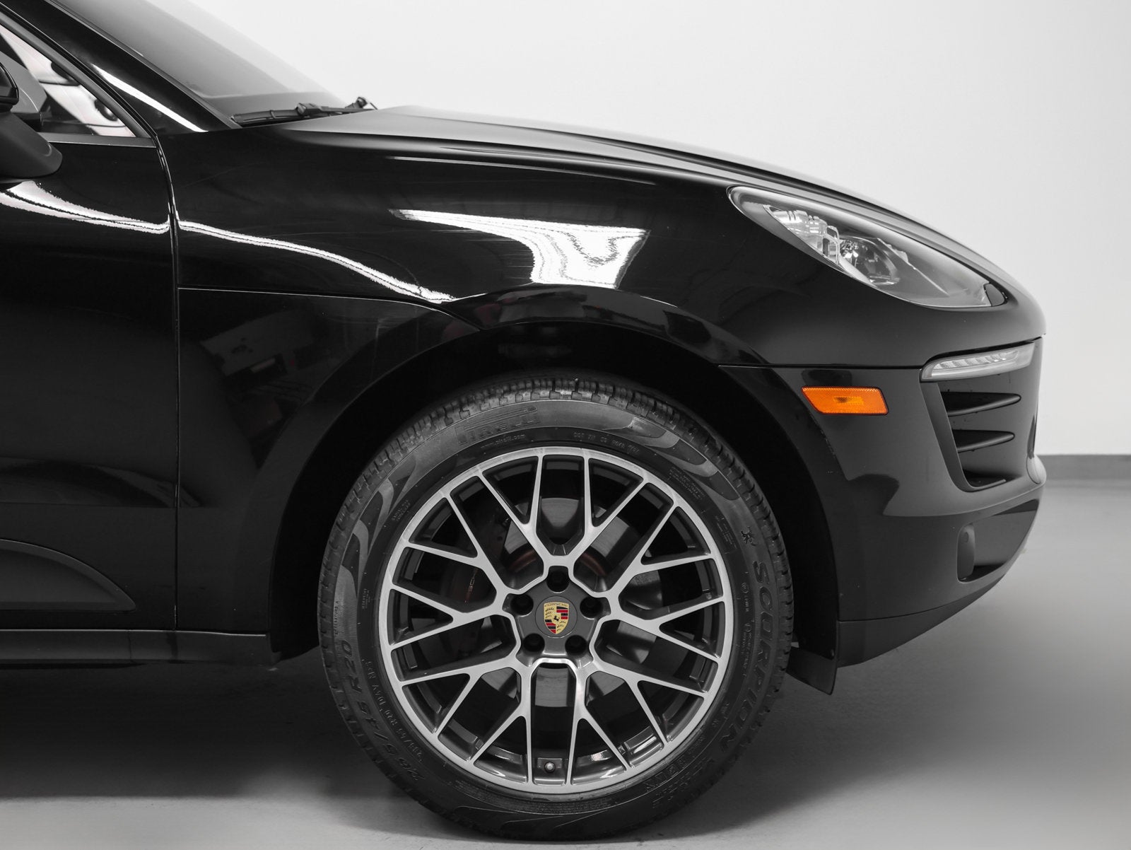 2018 Porsche Macan Base