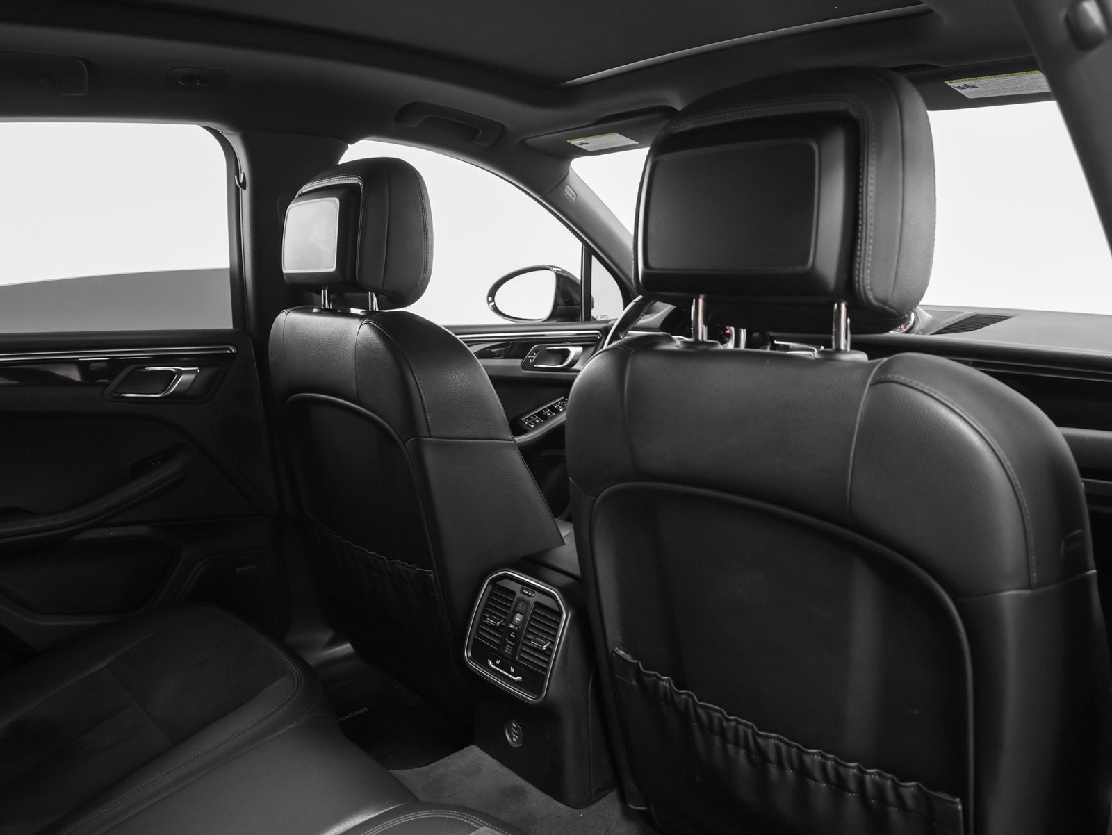 2018 Porsche Macan Base