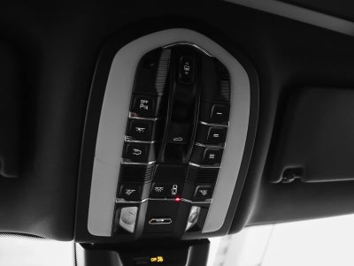 2018 Porsche Macan Base