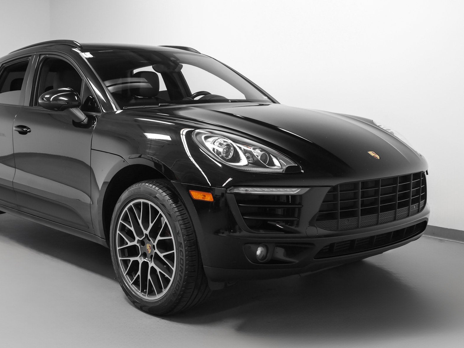 2018 Porsche Macan Base