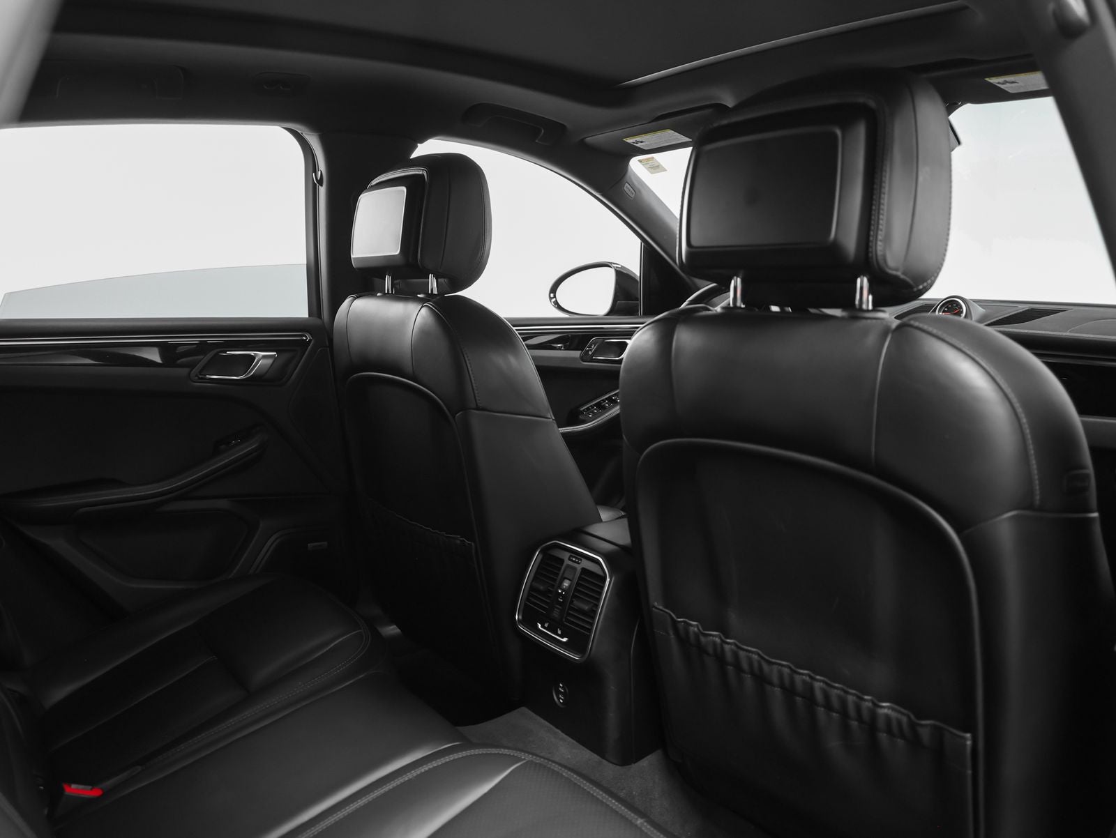2020 Porsche Macan Macan