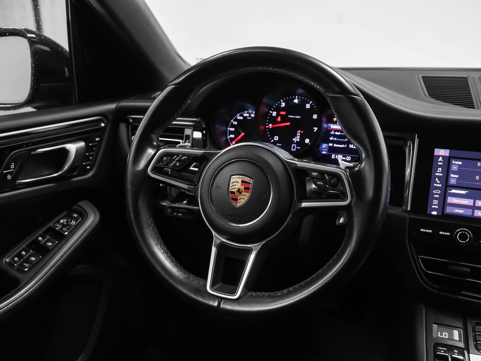 2020 Porsche Macan Macan