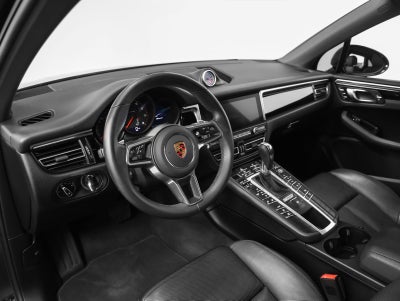 2021 Porsche Macan Macan