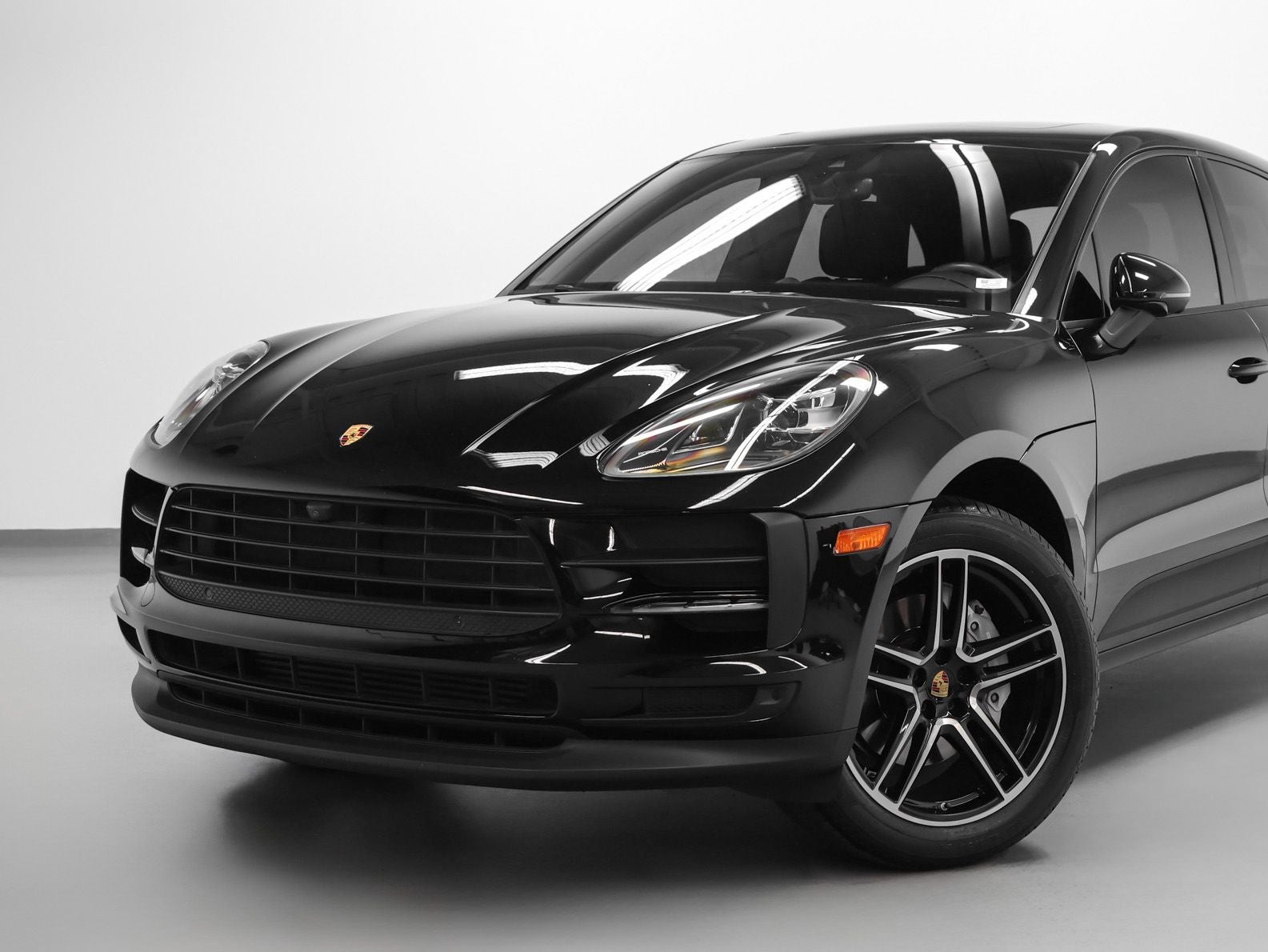 2021 Porsche Macan Macan