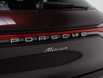 2024 Porsche Macan Base