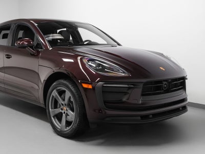 2024 Porsche Macan Base