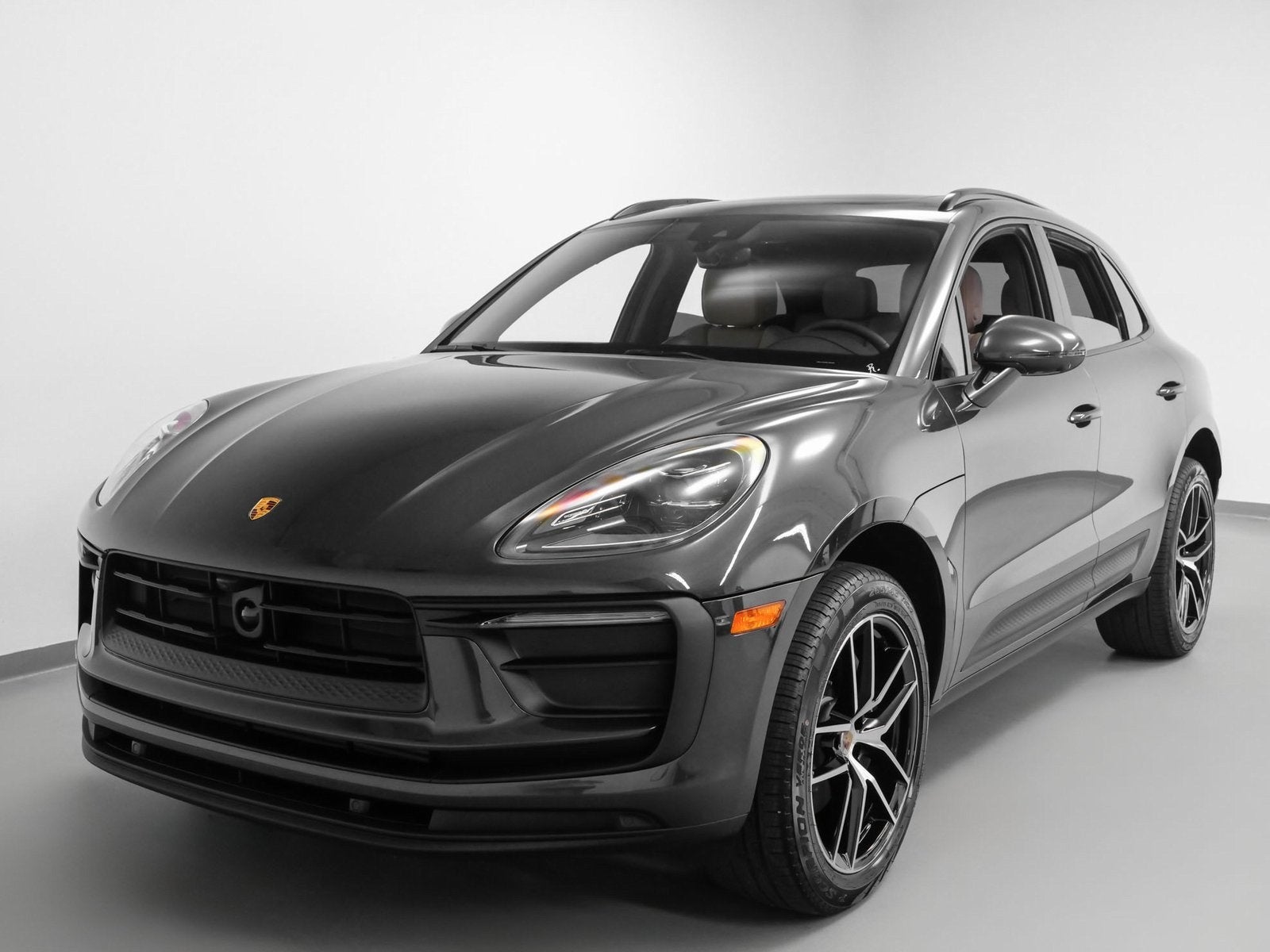 2025 Porsche Macan Macan