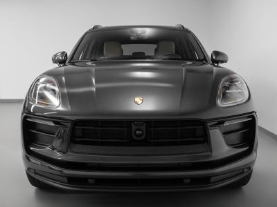 2025 Porsche Macan Macan