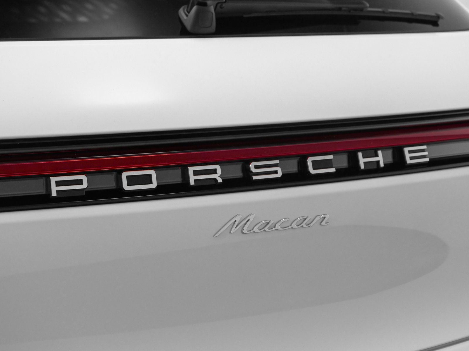 2025 Porsche Macan Macan