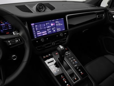 2025 Porsche Macan Macan T