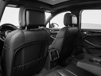 2025 Porsche Macan Macan T