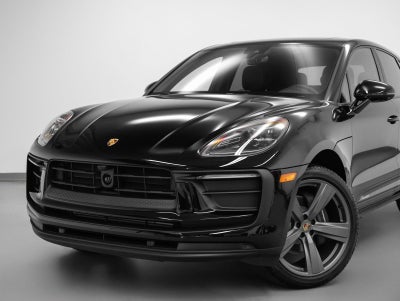2025 Porsche Macan Macan