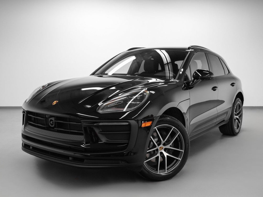 2026 Porsche Macan — photo 1 of 53