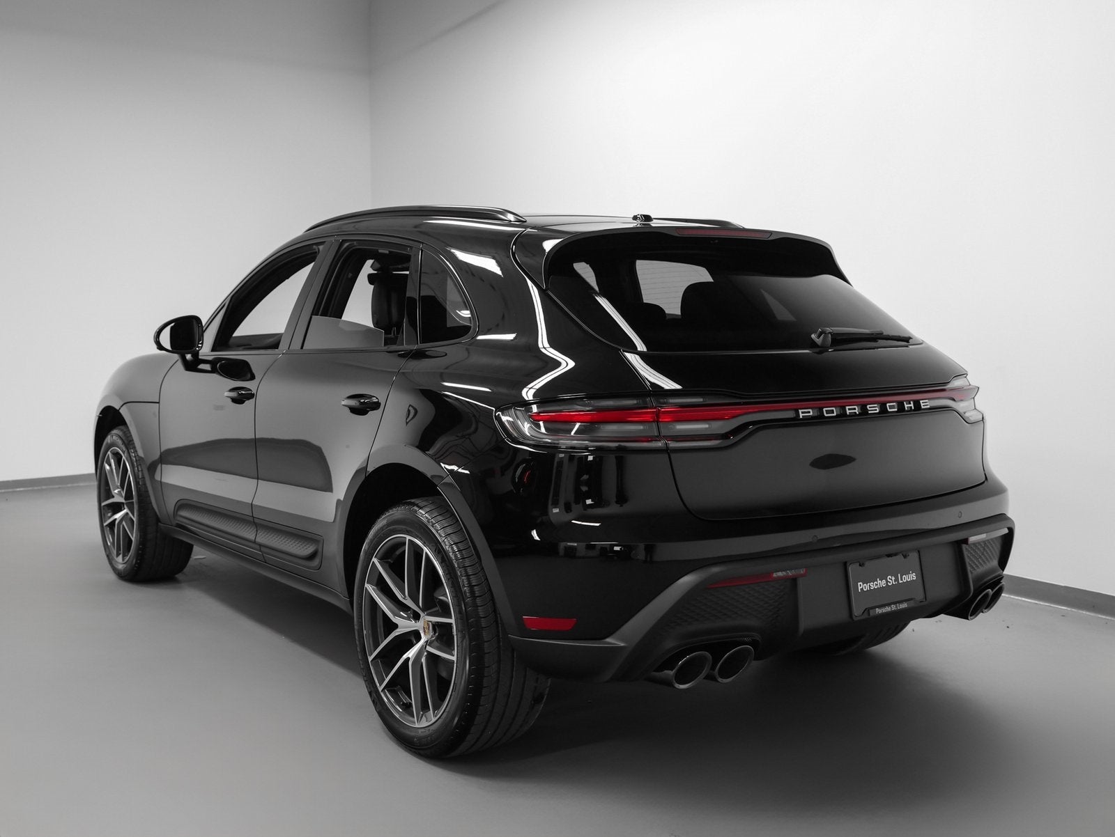 2026 Porsche Macan Macan