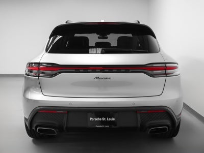 2026 Porsche Macan Base