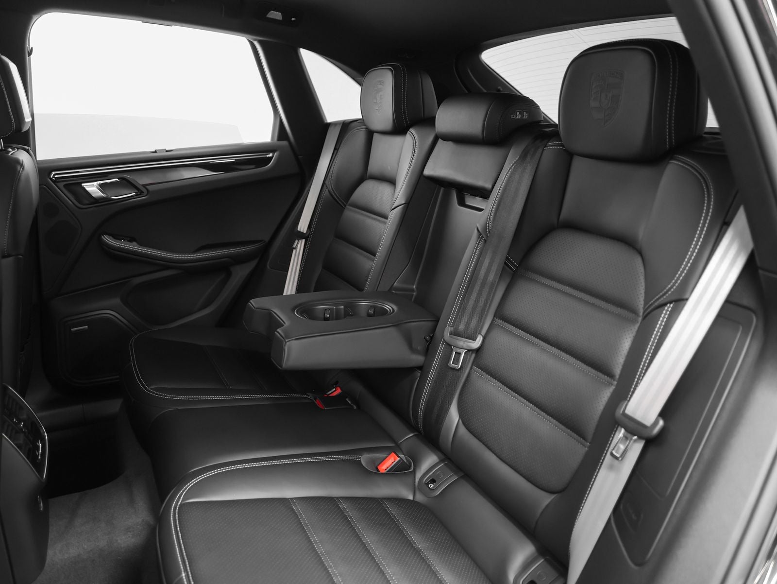 2026 Porsche Macan T