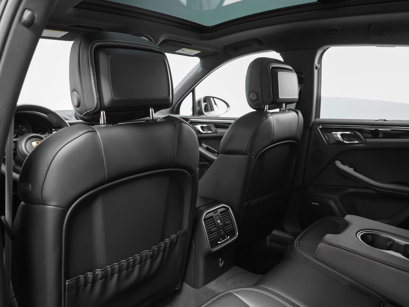 2026 Porsche Macan T