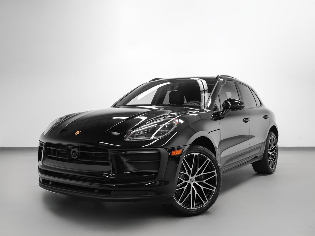 2026 Porsche Macan — photo 1 of 43