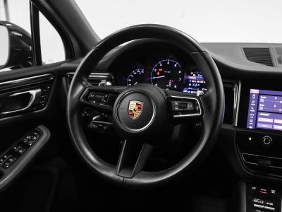 2022 Porsche Macan Base
