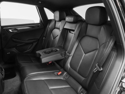2022 Porsche Macan Base