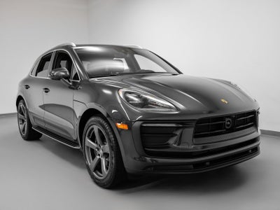 2025 Porsche Macan Macan