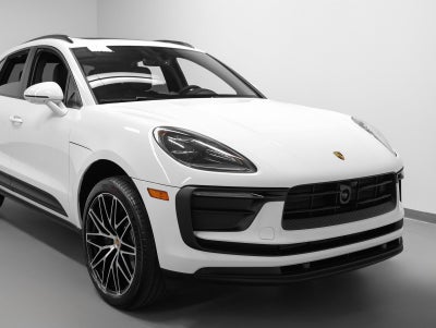 2026 Porsche Macan Macan