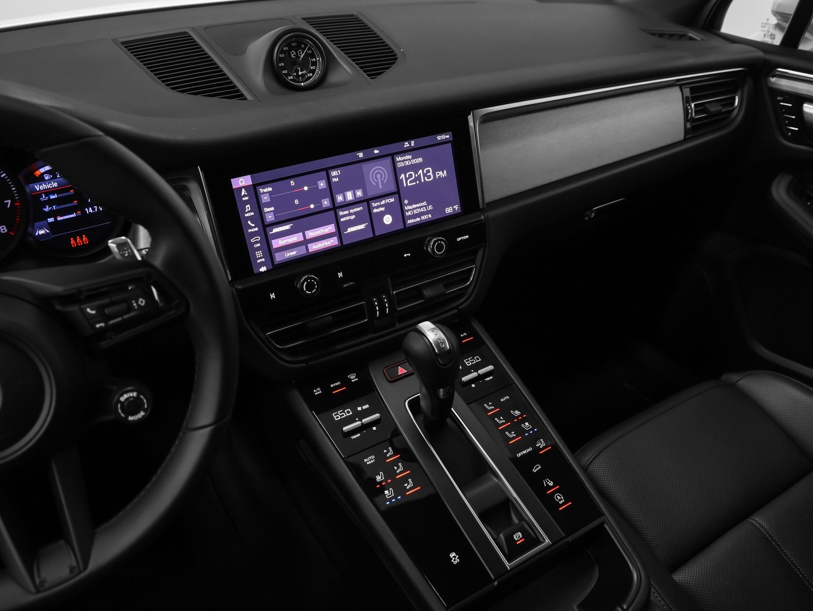 2026 Porsche Macan Base