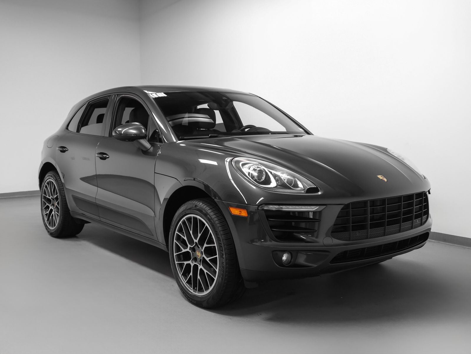 2017 Porsche Macan Macan