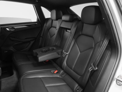 2022 Porsche Macan Base