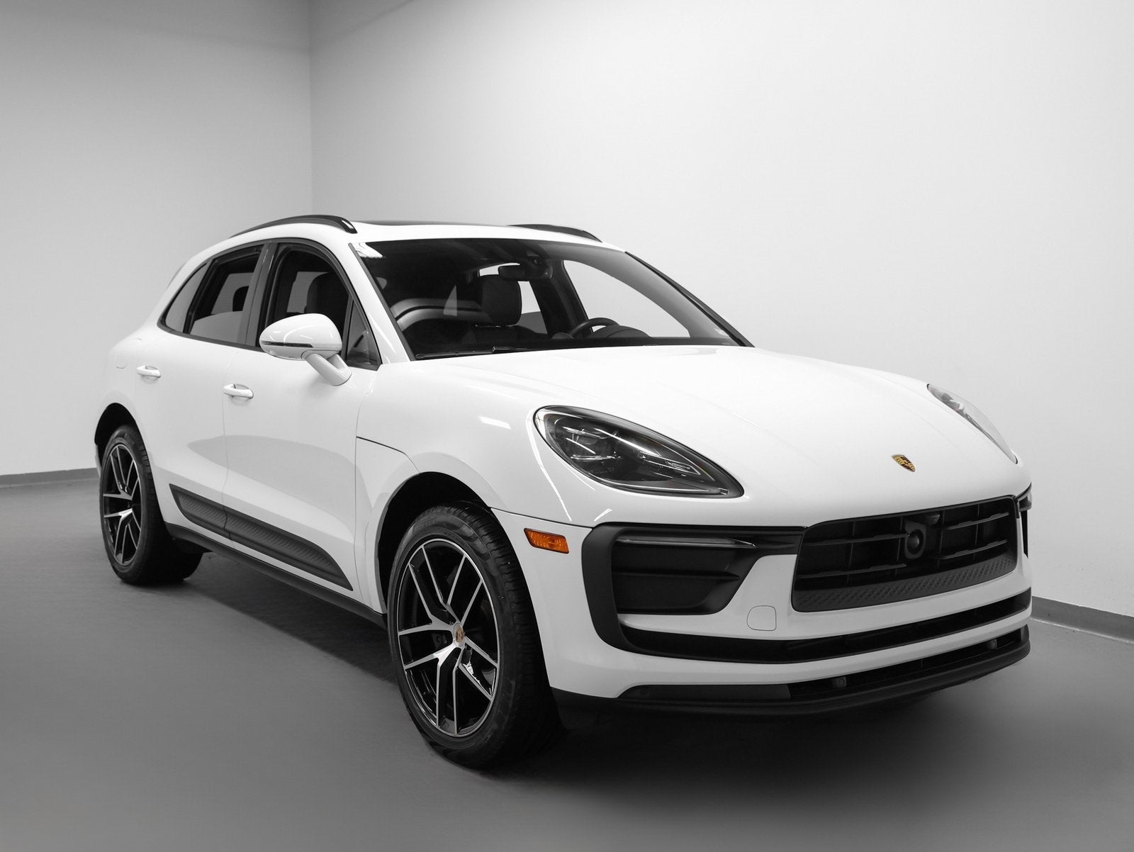 2024 Porsche Macan Macan (MY24)