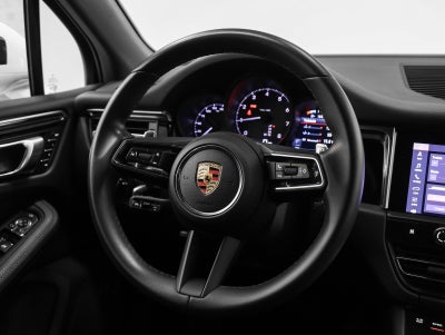 2024 Porsche Macan Macan (MY24)