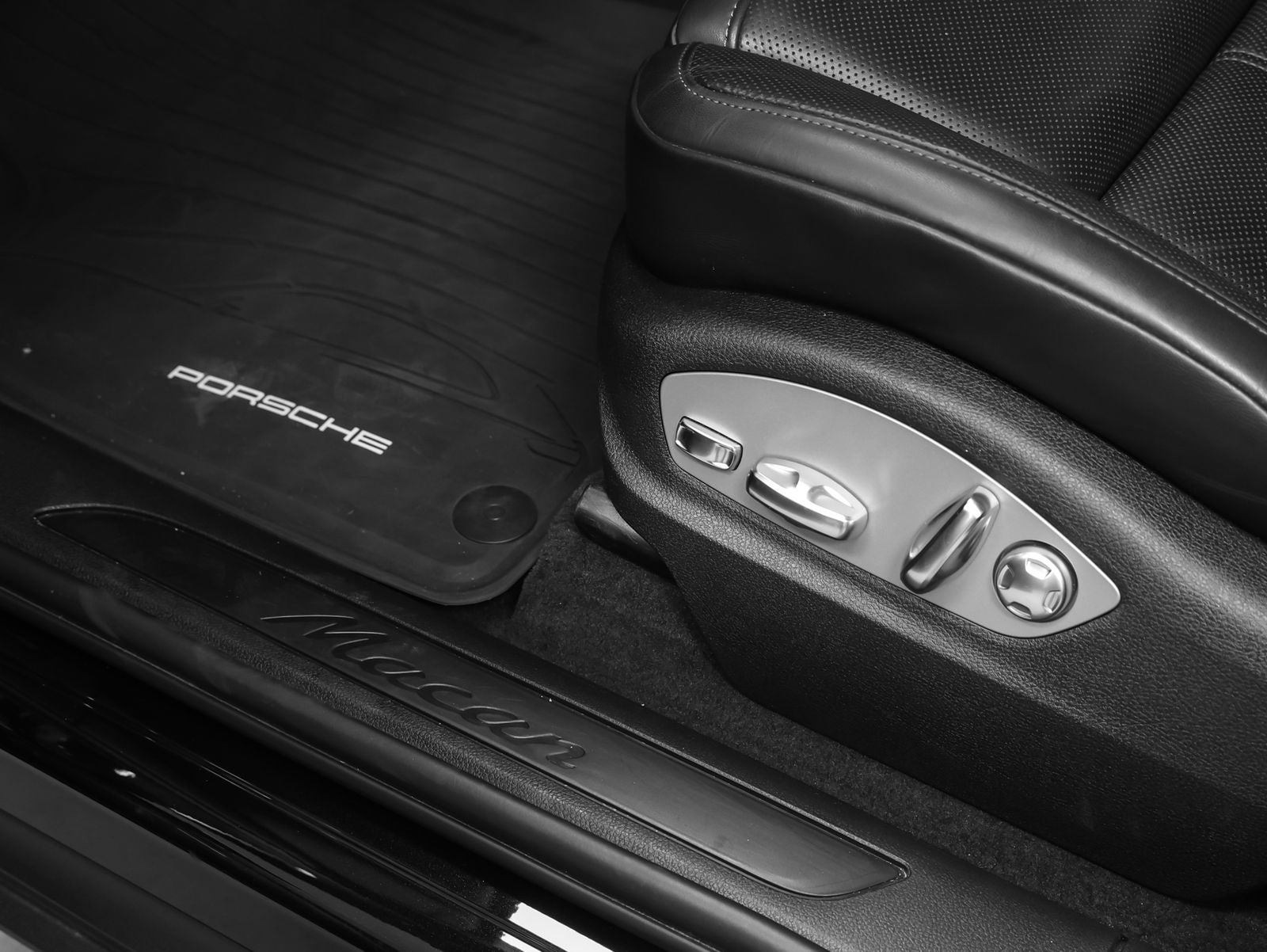 2024 Porsche Macan Macan